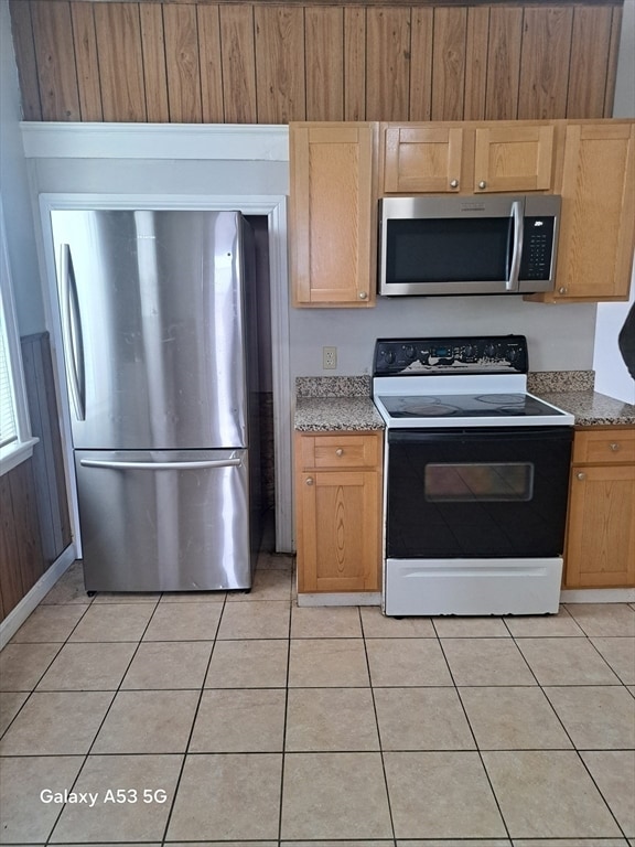 Building Photo - 98 Brookline St Unit 2 Rental