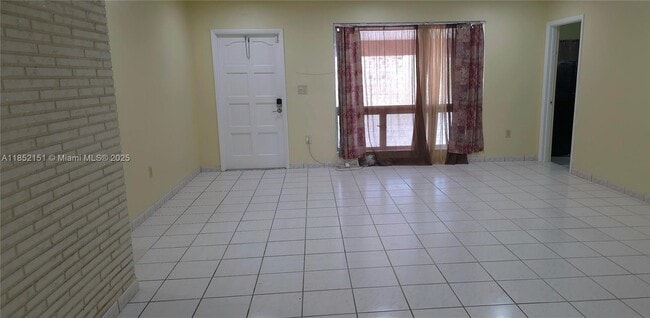 Photo - 7813 Shalimar St