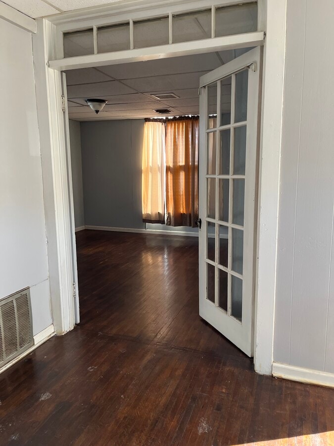 Photo - 400 E 11th Ave