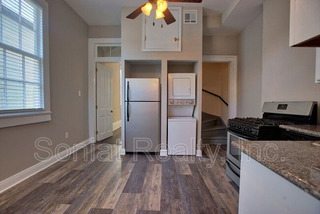 Photo - 3253 Annunciation St