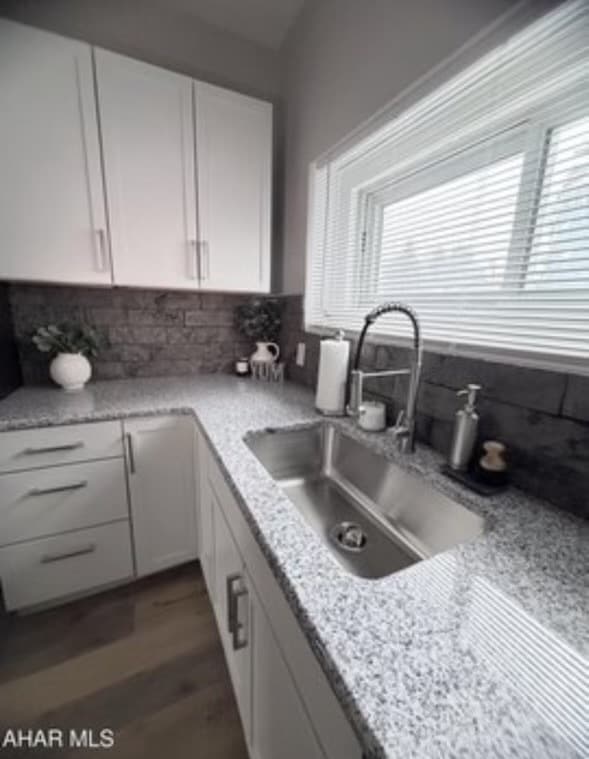 Photo - 5360 E Pleasant Valley Blvd