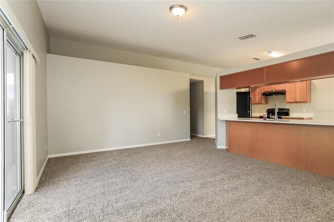 Photo - 8664 Wellington Loop