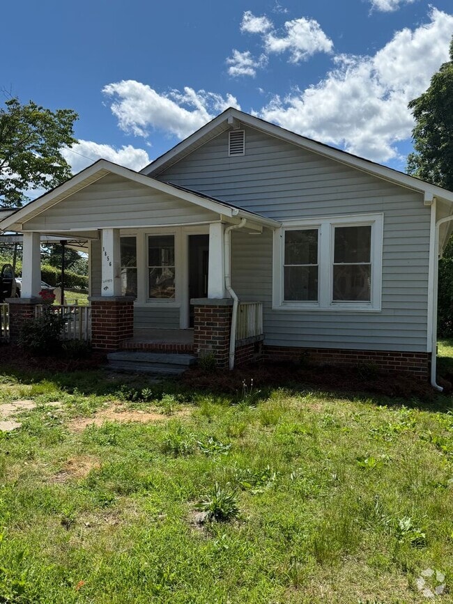 Building Photo - 1856 S Martin Luther King Jr Dr Rental