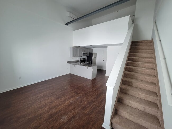 Photo - 2231 Bryn Mawr Ave