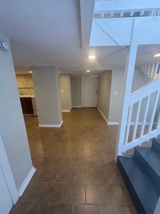 Photo - 2205 33rd St