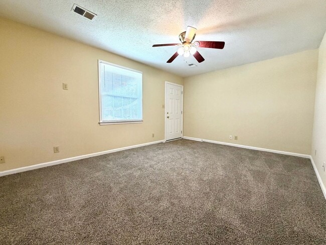 Photo - Bancroft Circle Apartments Unit 758 C
