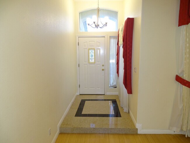 Photo - 5 BED Summerlin home w/ 1ST FLOOR BED AND 3/4 BATH