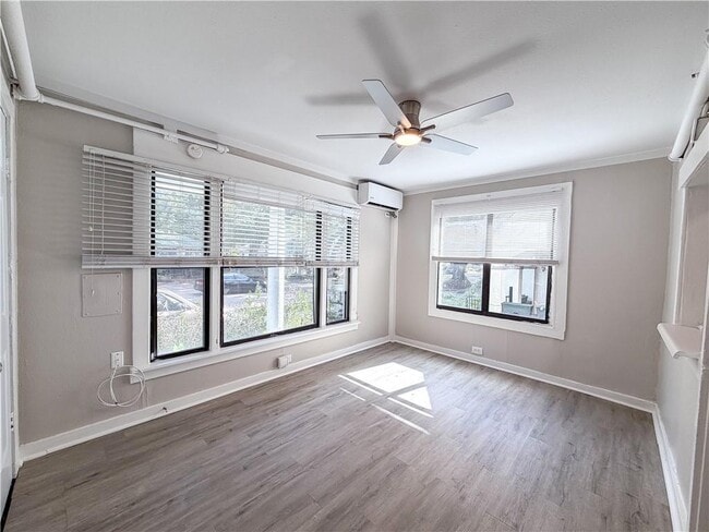 Photo - 304 Michigan Ave Unidad 1