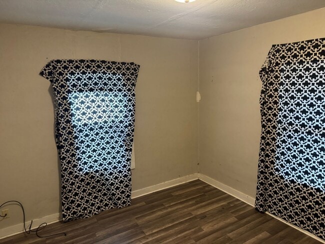 Photo - FinJ14 Unidad 3785 Main St