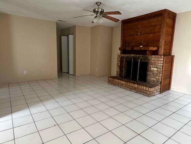 Photo - 1809 Sylvan Ct