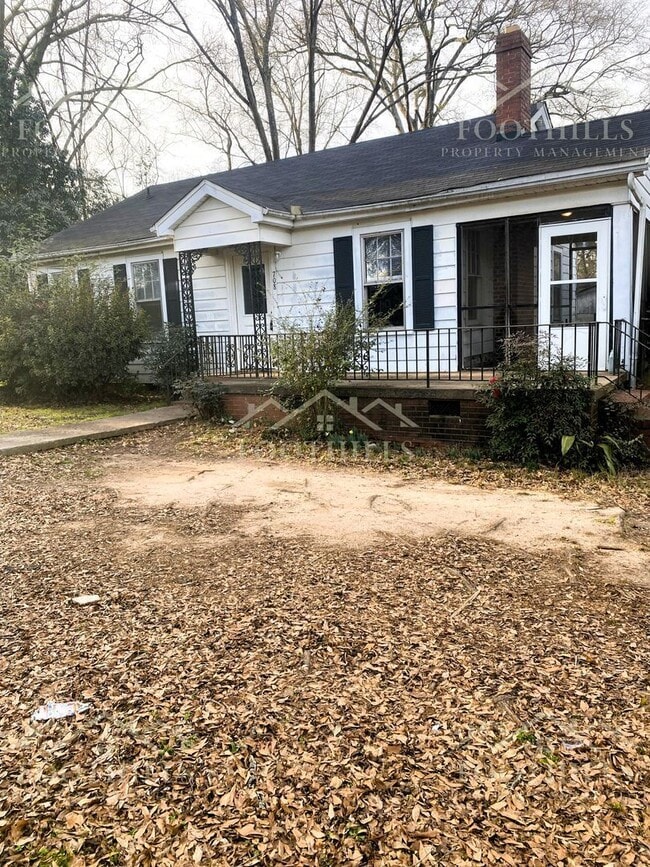 Photo - 708 Crescent Dr