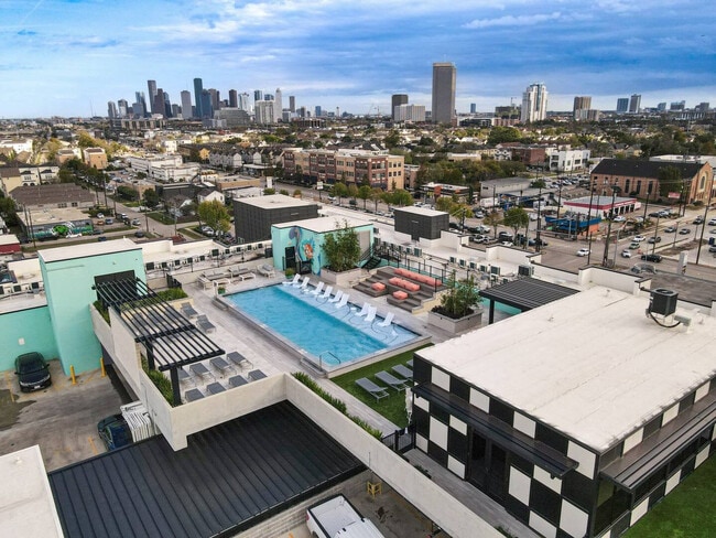 Photo - 1111 Shepherd Dr Unit ID1380760P