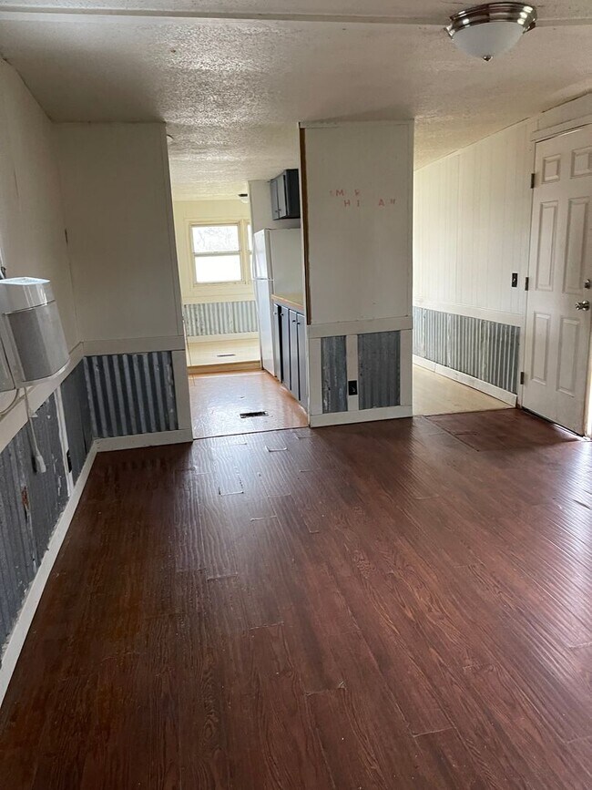 Photo - 2 BEDROOM 1 BATHROOM MOBILE HOME FOR RENT