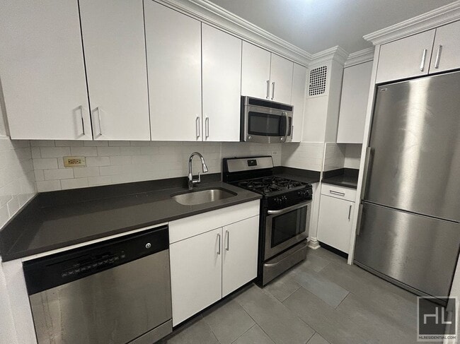 Photo - 5 AVENUE Unit 4C