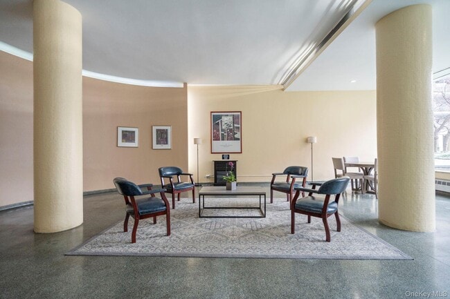 Photo - 61-25 97th St Unidad 4D