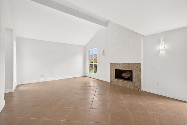 Photo - 8632 Maplecrest Dr