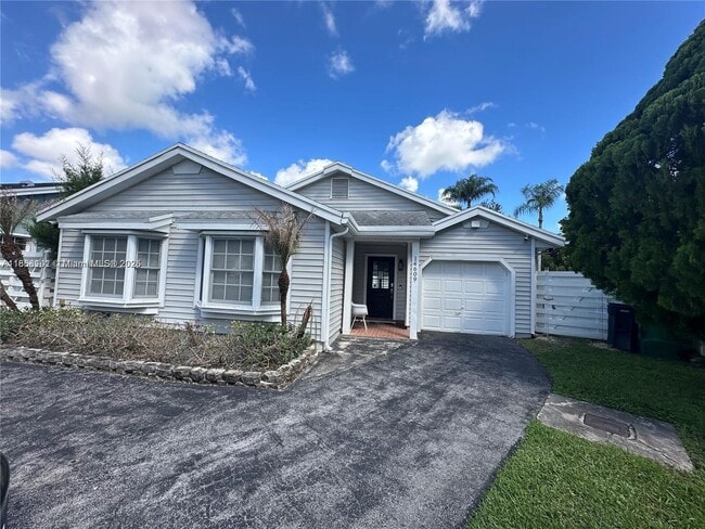 Building Photo - 14609 SW 143rd Ct Rental