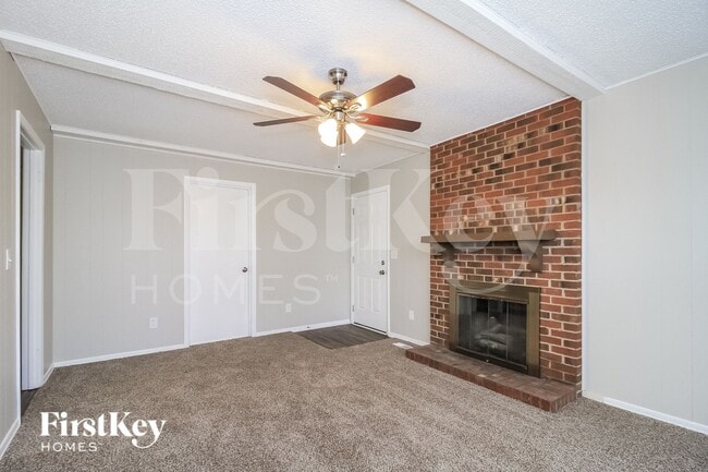 Photo - 1923 Greenstone Pl