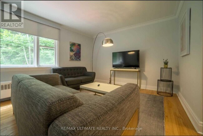 Photo - 230 S Kingsway Unit Apt 8