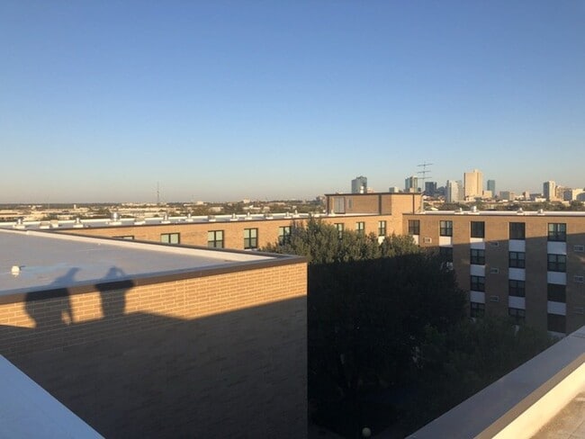 Photo - 3201 Sondra Dr Unit #3201