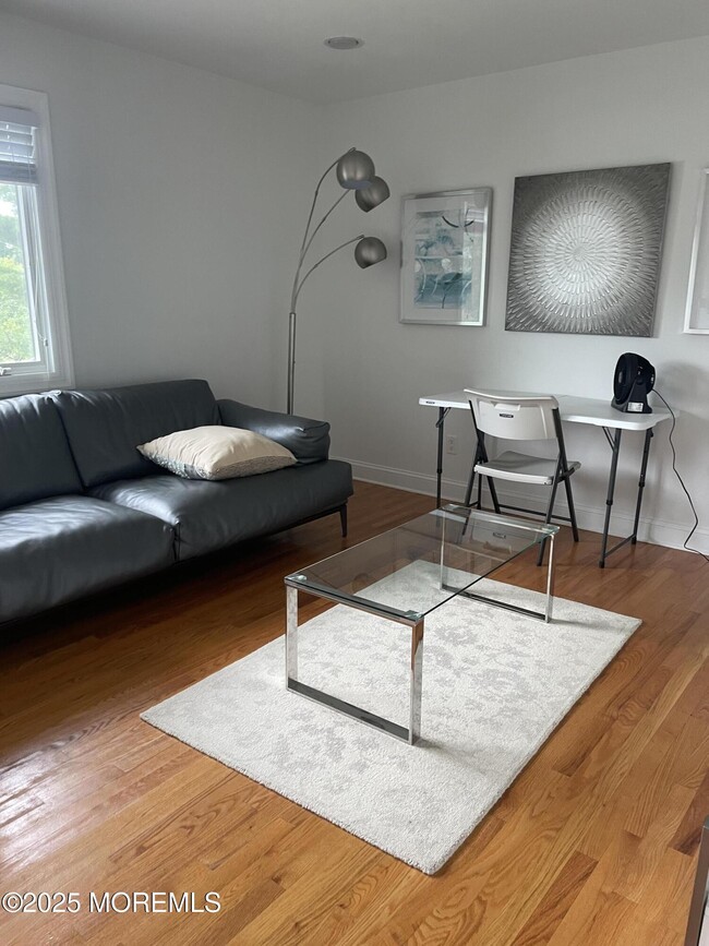 Photo - 400 Grant Ave