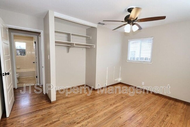 10624 Chardonay Dr