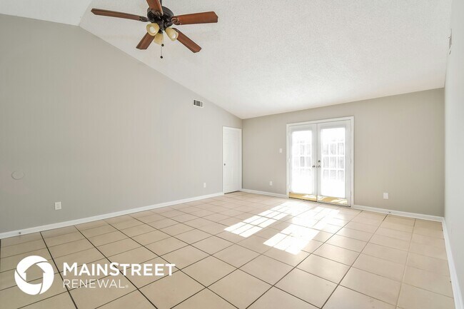 Photo - 7111 Peppermill Ln