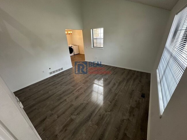 Photo - 3528 S Richfield St