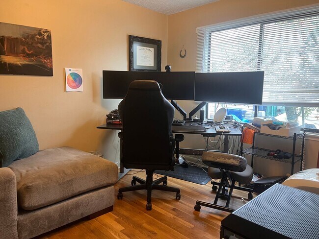 Photo - ar808 / ar806 53rd Unit 806