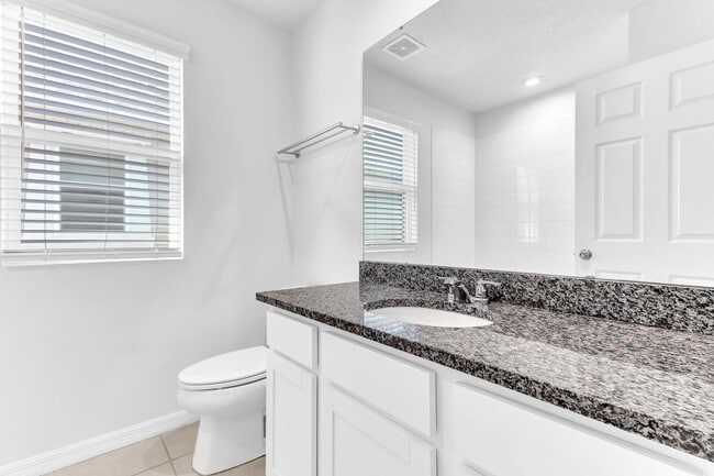 Photo - 2274 Centerra Loop