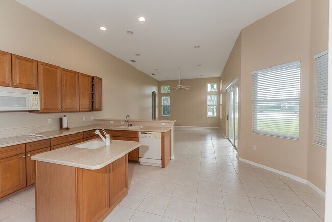 Photo - Spacious 4/3/3 in Hammock Creek Estates in...