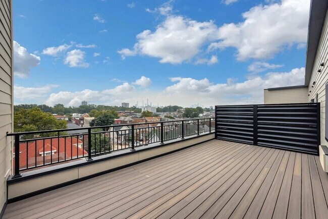 Building Photo - 8404 4th Ave Unit PH502 Rental