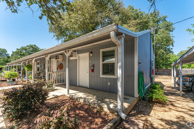 Building Photo - 720 Pritchett Ln Rental