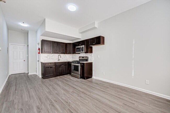 Photo - 213 Hall Ave