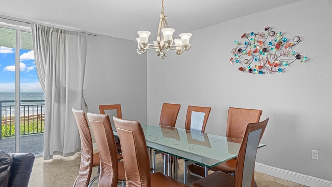 Dining Area - 3800 Ocean Beach Blvd Unit 302