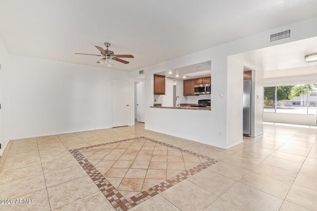 Photo - 3929 S Pine St