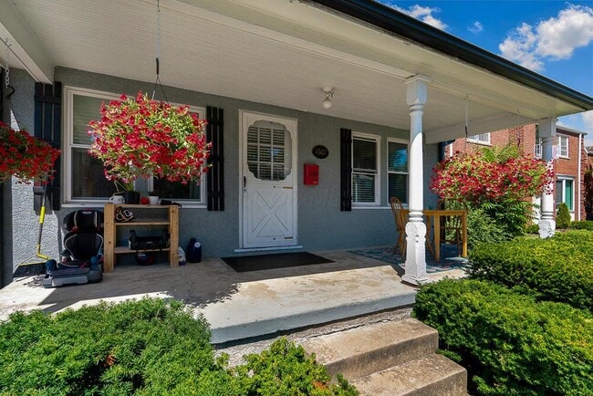 Photo - 1607 Elmwood Ave