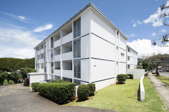 Building Photo - 1870 Lusitana St Unit 303 Rental