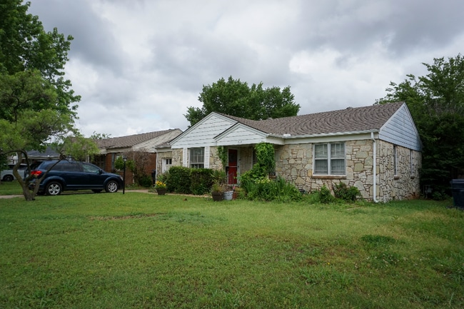 Photo - 617 NW 51st St House