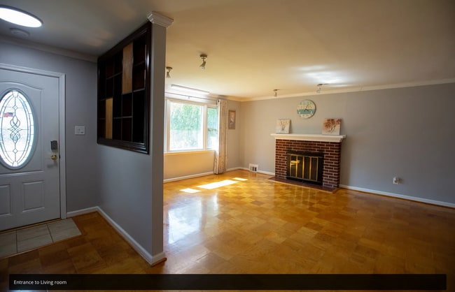 Photo - 6741 Bostwick Dr