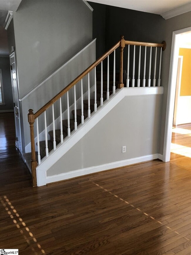 Photo - 310 Summerwalk Pl