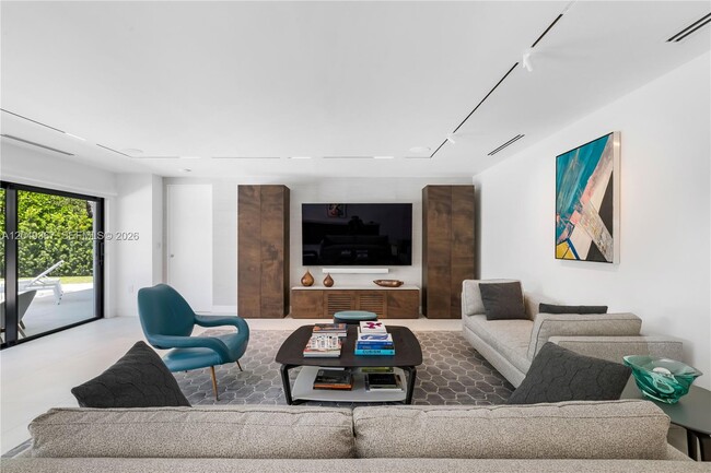 Photo - 7180 E Lago Dr