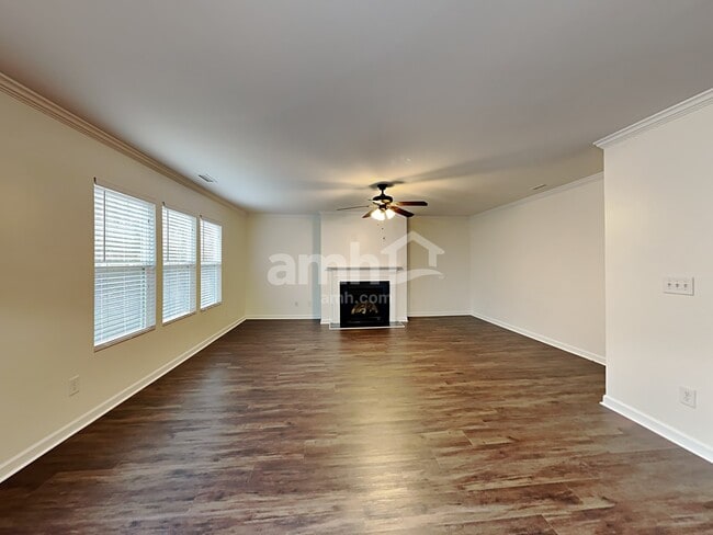 Photo - 250 Farrington Dr