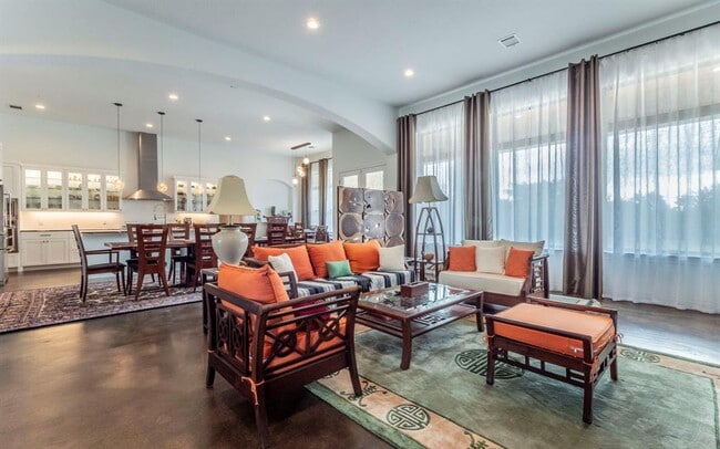 Photo - 163 Honey Locust Ct