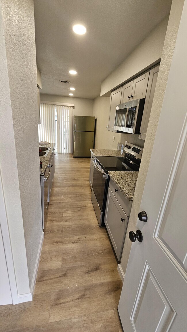 Photo - 380 Grant Way Unit 3