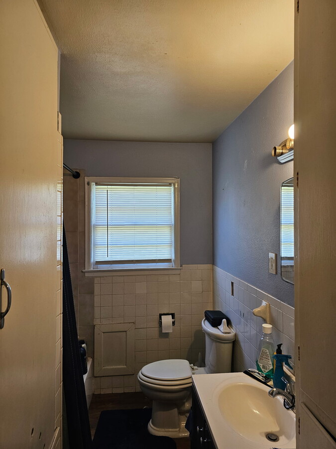 Photo - 1715 40th St