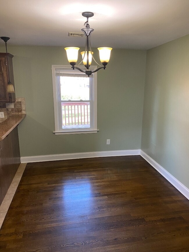 Photo - 550 Leesville Rd
