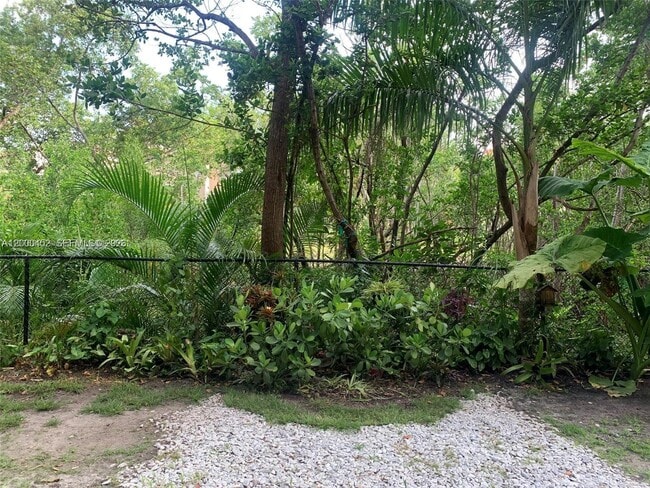 Photo - 529 E Sheridan St Unidad 1021