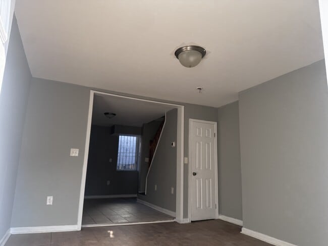 Photo - 1004 W Lombard St