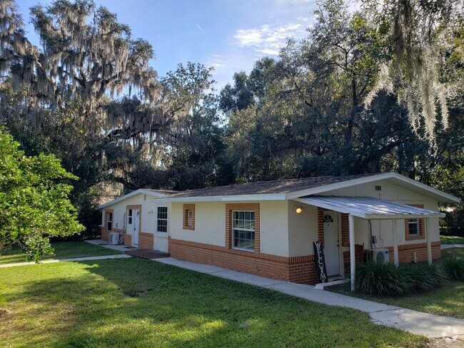 Building Photo - Beautiful 3/2 Unit near Water in Hernando!!! Rental